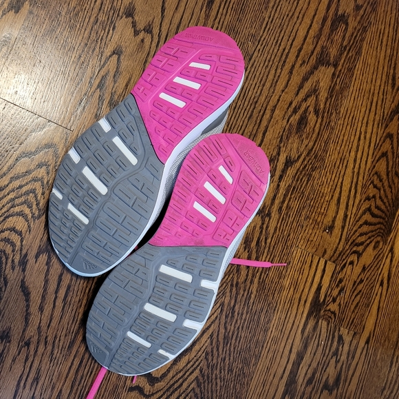 Women's Adidas Cloudfoam runners - Picture 4 of 5
